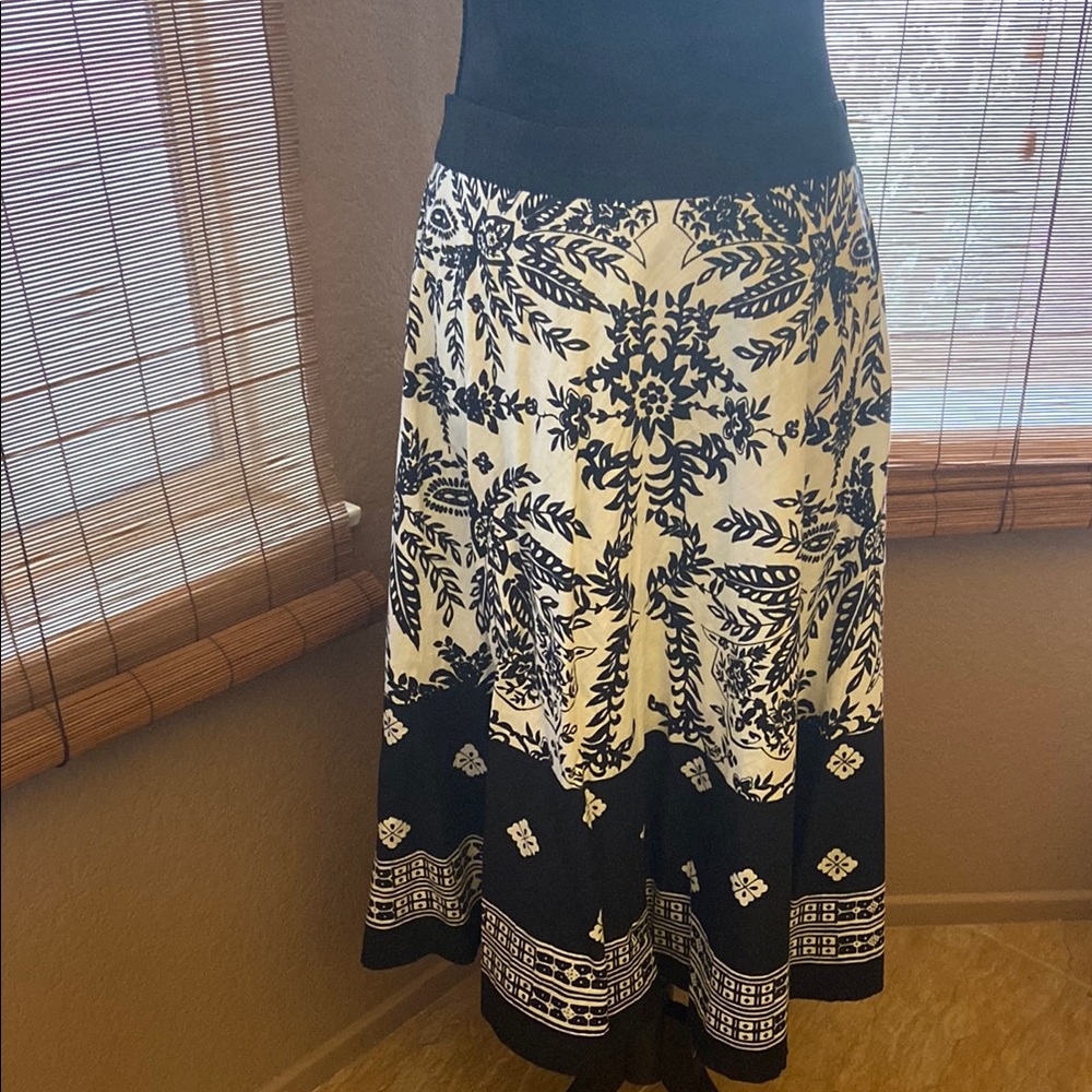 Elegant Black and White Floral Skirt